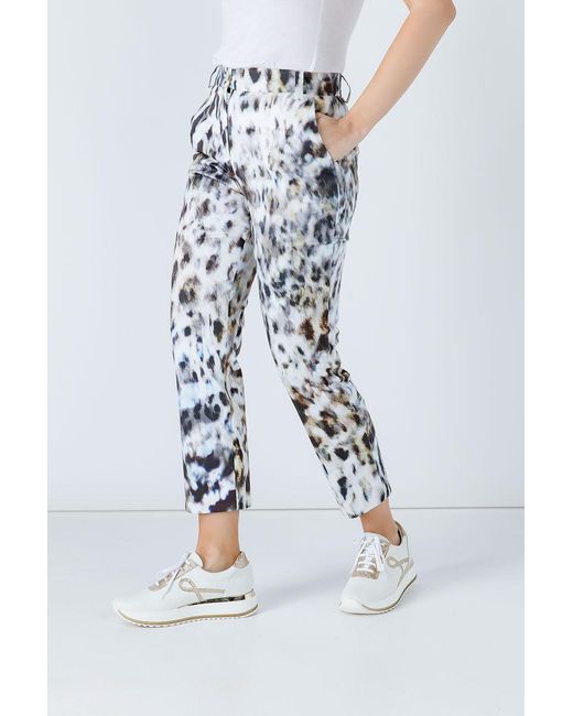 Conquista Black Animal Print Fitted Pants