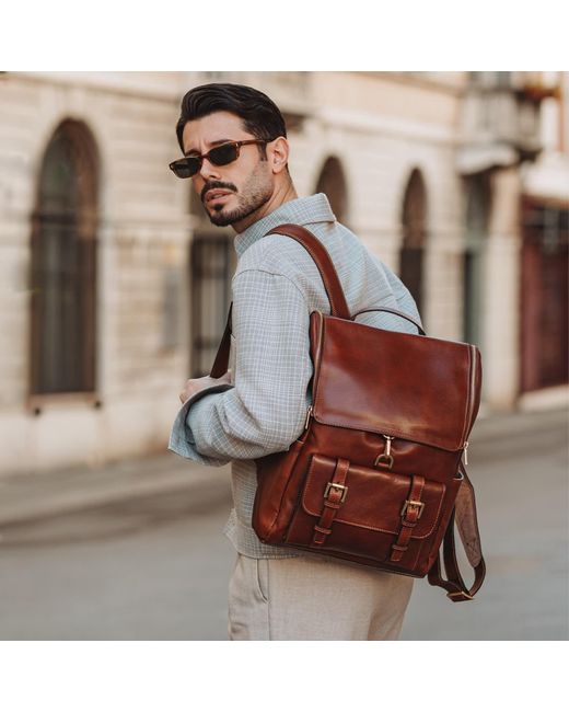 Time Resistance Brown Large Leather Backpack Cognac