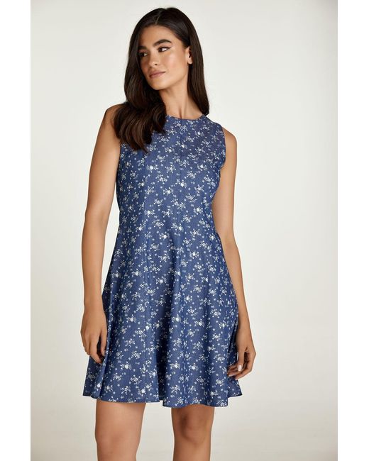 Conquista Blue Floral Cloche Dress