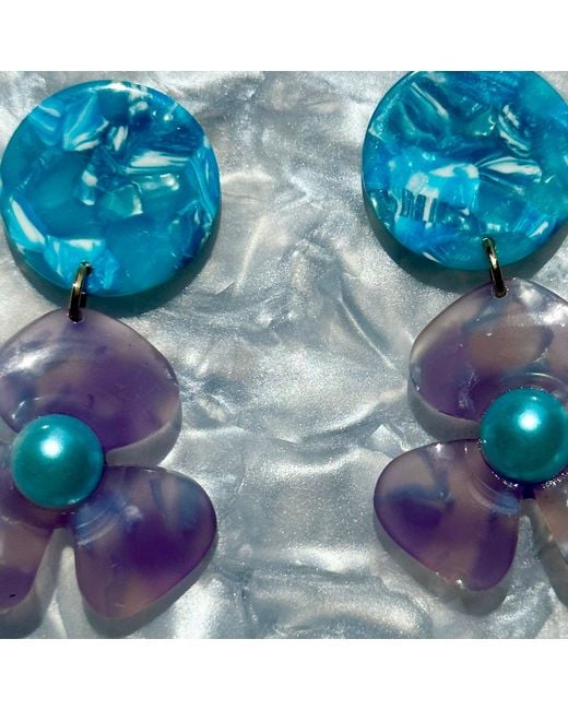 CLOSET REHAB Blue Pearl Water Poppy Drop Earrings