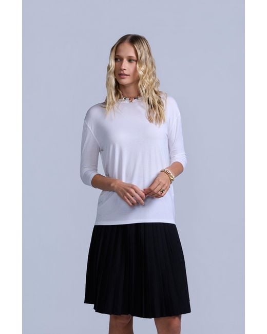 Rave on Trend White Everyday Tee