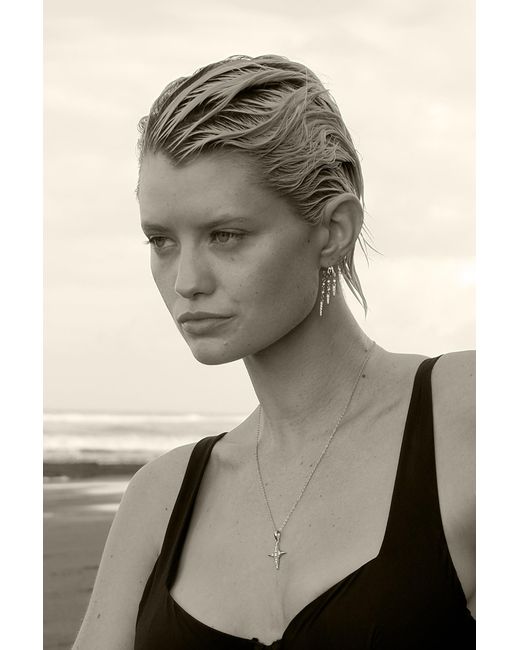 Aaria London Metallic Astari Pendant Neckace