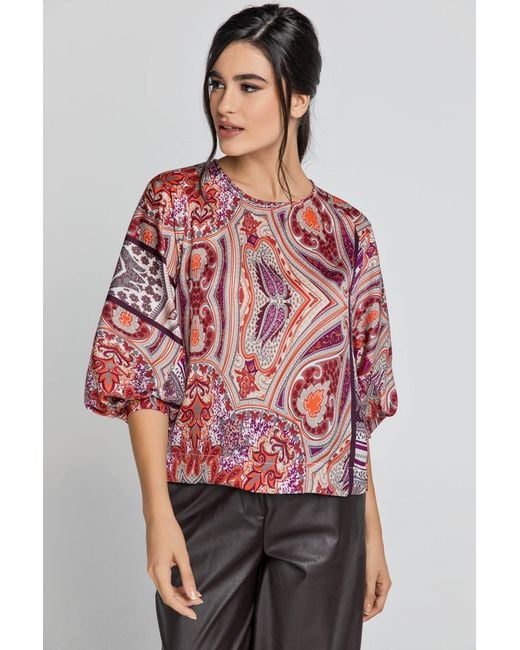 Conquista Red Print Top With Bishop Sleeves