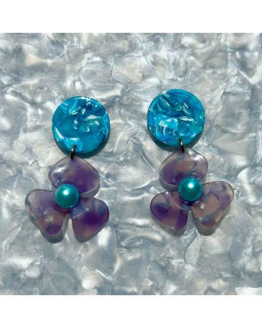 CLOSET REHAB Blue Pearl Water Poppy Drop Earrings