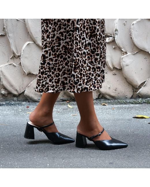 Alterre Black Twiggy V Mule
