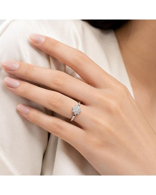 Artisan Metallic 18K With Diamond Flower Ring