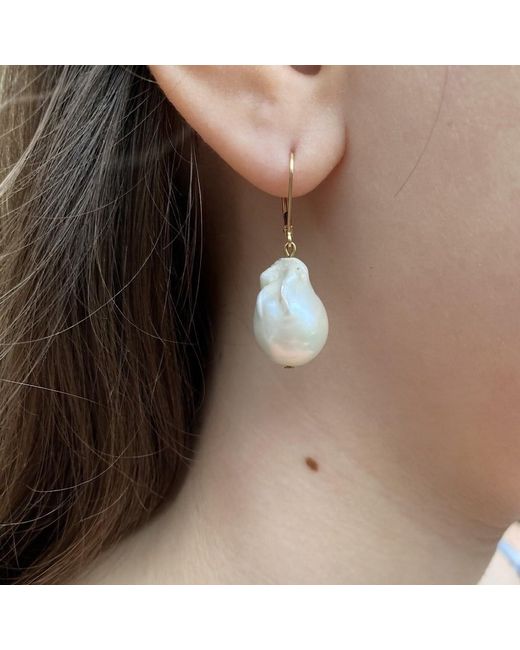 SALOME Metallic Penelope With A Pearl Earrings