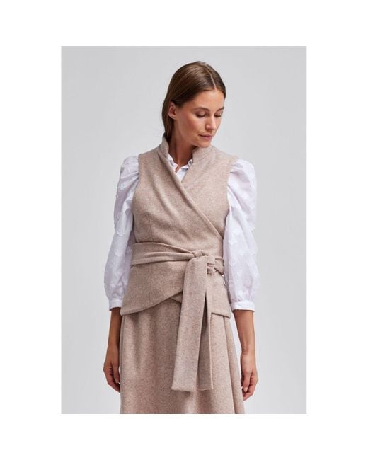 Marianna Déri Pink Wrap Vest