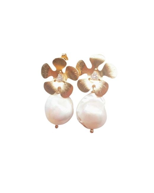 Way to Chic Multicolor Golden Bloom Baroque Pearl Earrings