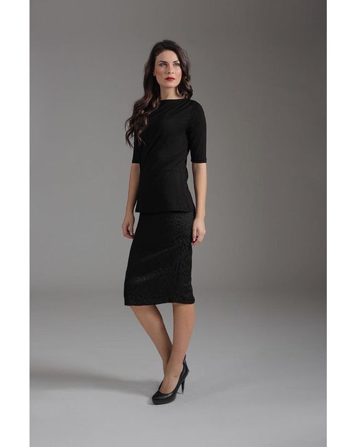 Conquista Black Pencil Skirt