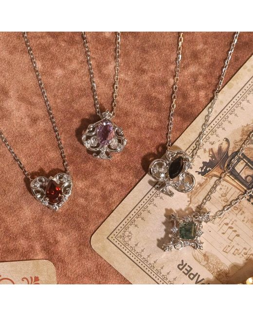 Azura Jewelry New York Metallic Leafy Spade Amethyst Necklace Vermeil