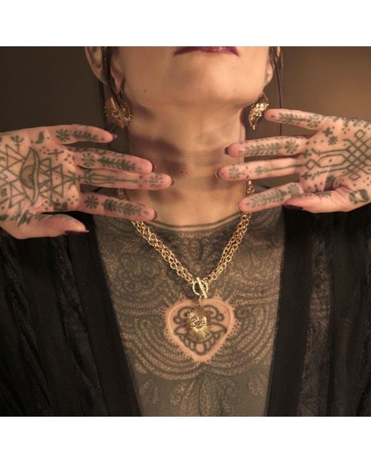 IN CAUDA VENENUM Metallic Vayu Necklace