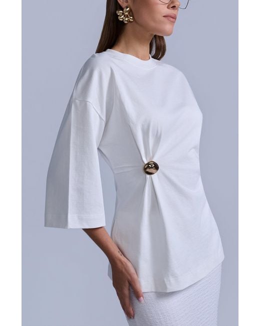 Rave on Trend White Brooch Gather Tee