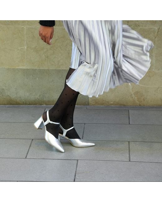 Alterre White Jackie V Mule
