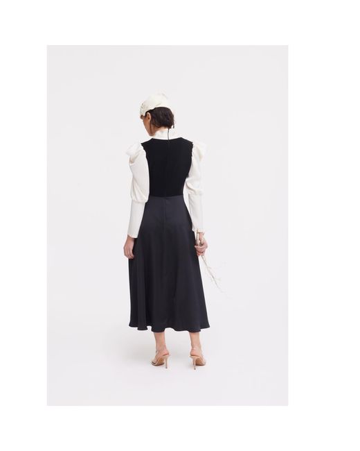 Julia Allert Blue Elegant Satin V-Neck Long Sleeve Midi Dress –
