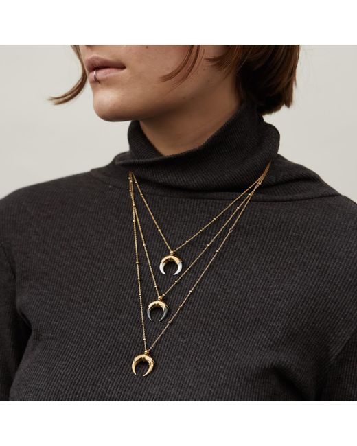 Kasun Metallic Claw Pendant