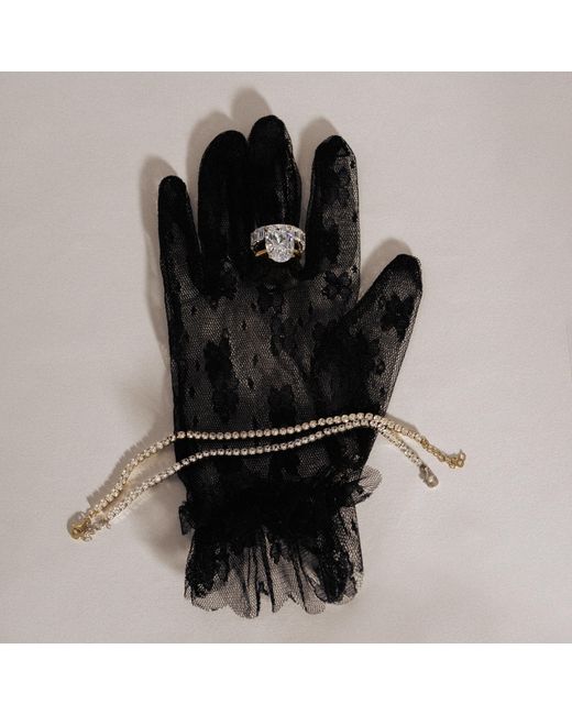 Diamonbliss Metallic Marilyn Monroe Dainty Tennis Bracelet