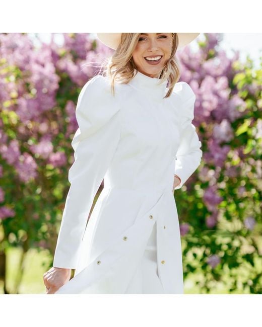 RainSisters White Coat With Balloon-Styled Sleeves: Majestic