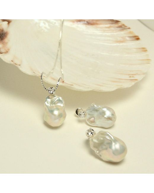 Ninemoo White Gleaming Baroque Pearl Earrings