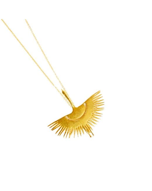 Les Reines Yellow The Peafowl