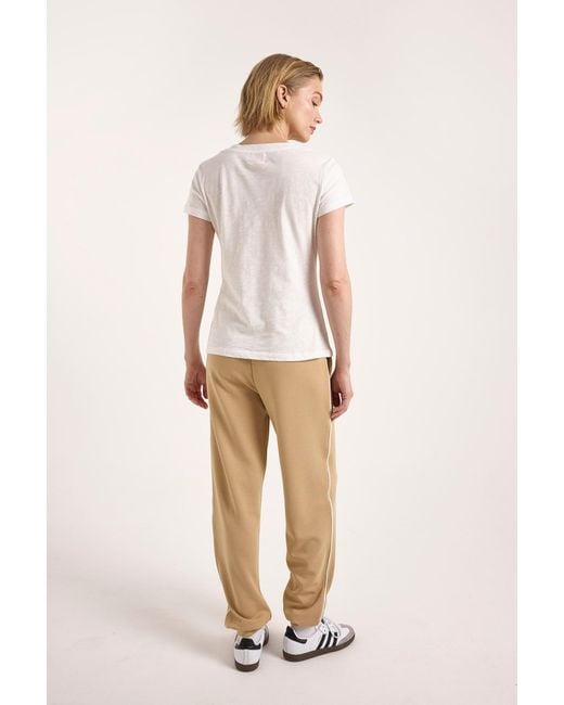Brodie Cashmere White Relaxed Fit V Neck Tee