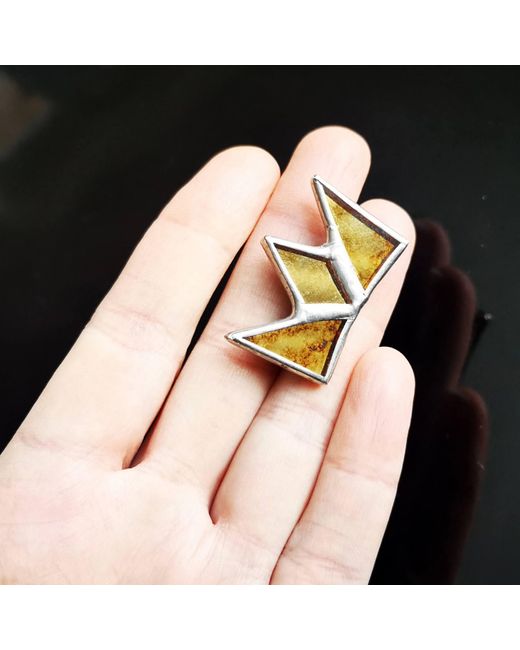 Laura Daili Yellow Golden Crown – Mirror Brooch
