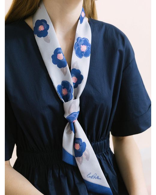 Lost Pattern Blue Camellia Silk Twilly Neck Bow