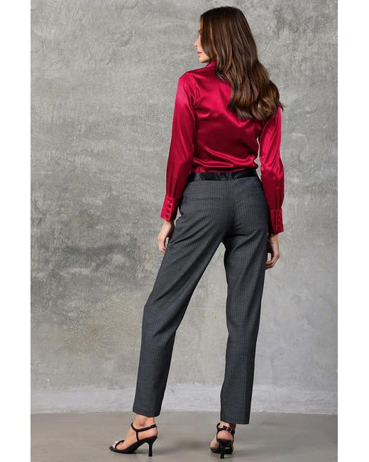 Madison / Savile Red Rose Haven Fitted Satin Shirt