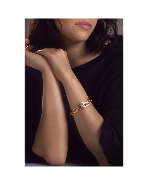 Saachi White Beaded Botanical Hook Bracelet