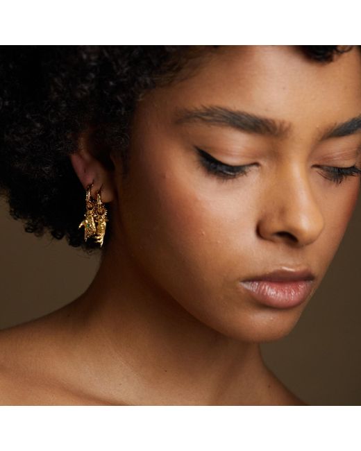 Kasun Metallic Hand Of The Protector Earrings