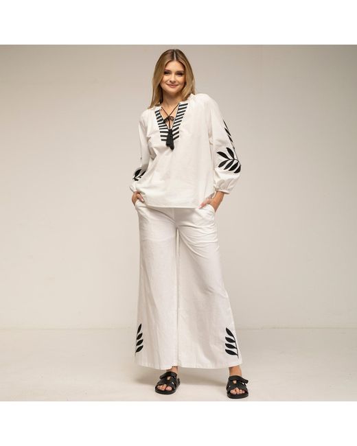 Tantra Spain Sl White Set Of Trousers And Top With Embroidery On Sleeves