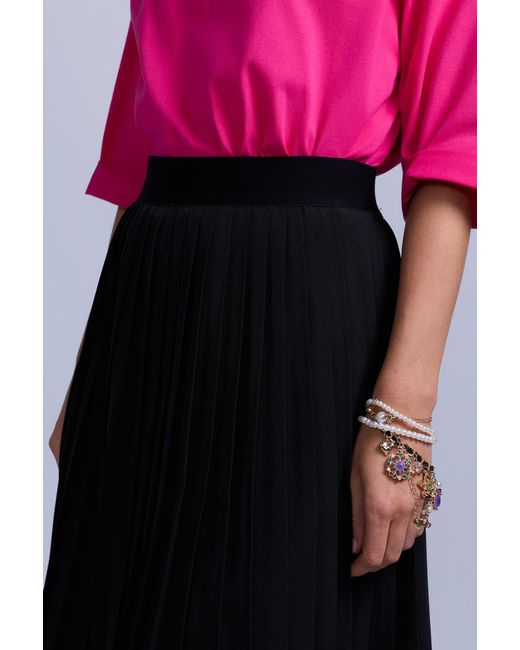 Rave on Trend Black Pleated Skirt Summer New Classic