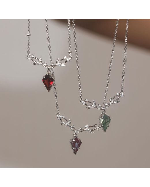 Azura Jewelry New York Metallic Elven Entwine Alexandrite Necklace Vermeil