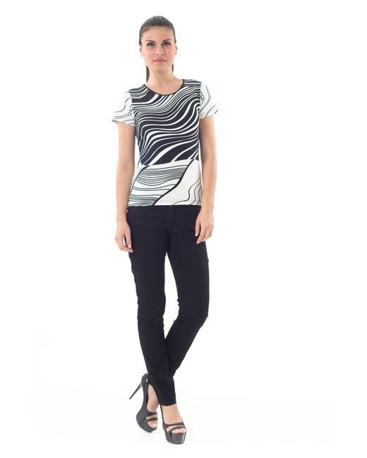 Conquista Black Round Neck Print Top