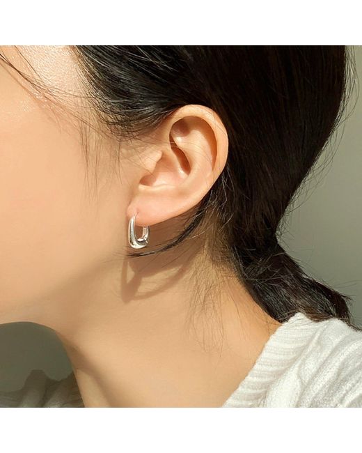 Cote Cache Metallic Rounded Square Huggie Hoop Earrings