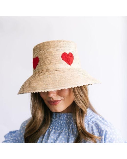 SUNSHINE TIENDA Natural Heart Bucket Hat