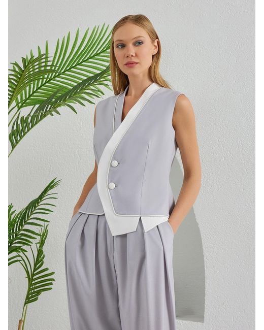 Lumina Eligma White Supplant Side Collar Vest