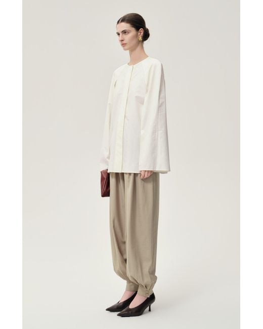 FRONT ROW SHOP White Sculptural Shaped Shirt Off