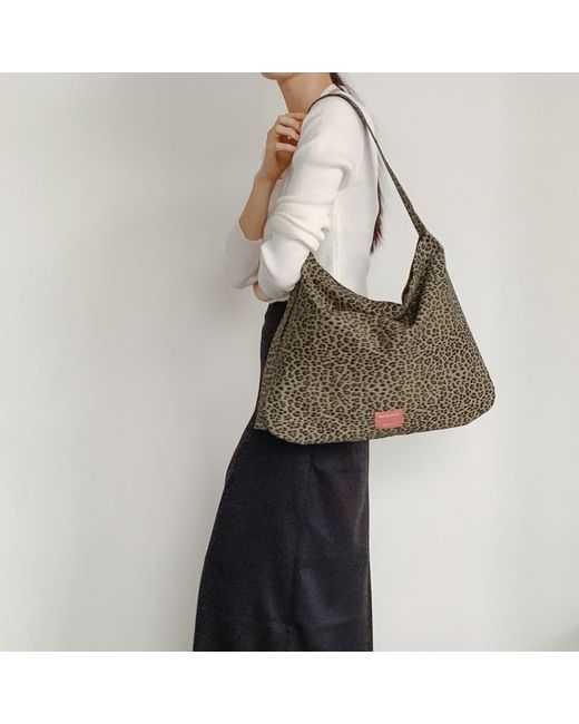 MARHEN.J Brown Jemma