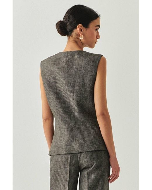 Exquise Black Royal Sleeveless Vest