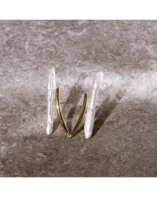 Pearls of the Orient Online White Credo Cultured Freshwater Pearl & Lightening Stud Earrings