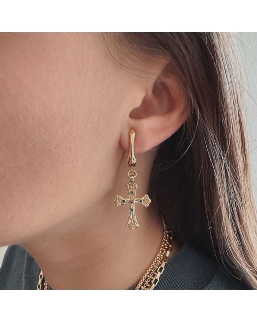IN CAUDA VENENUM Metallic Ishani Earrings