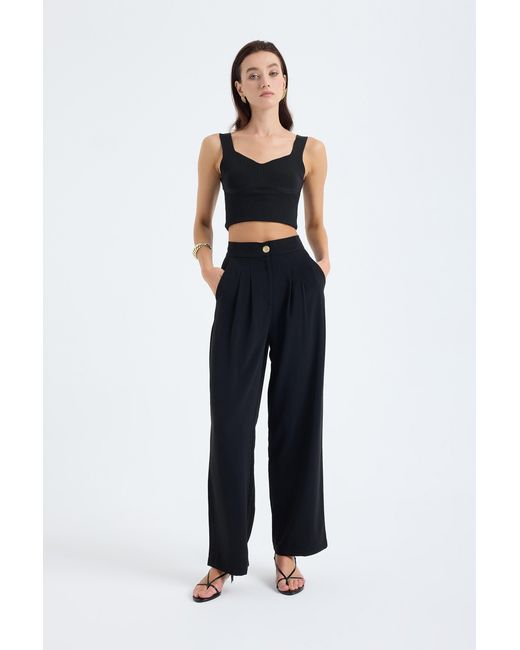 Monlicia Black Elara High Waist Pleated Trousers –