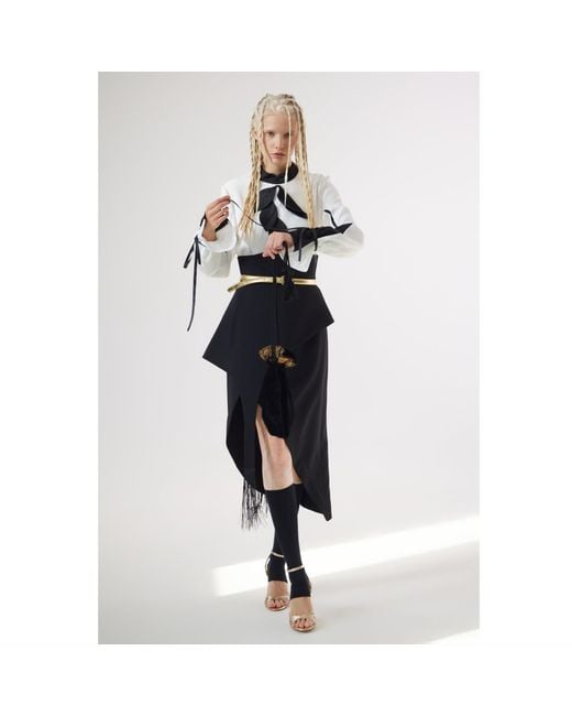 Julia Allert Natural Elegant Fitted Blouse –