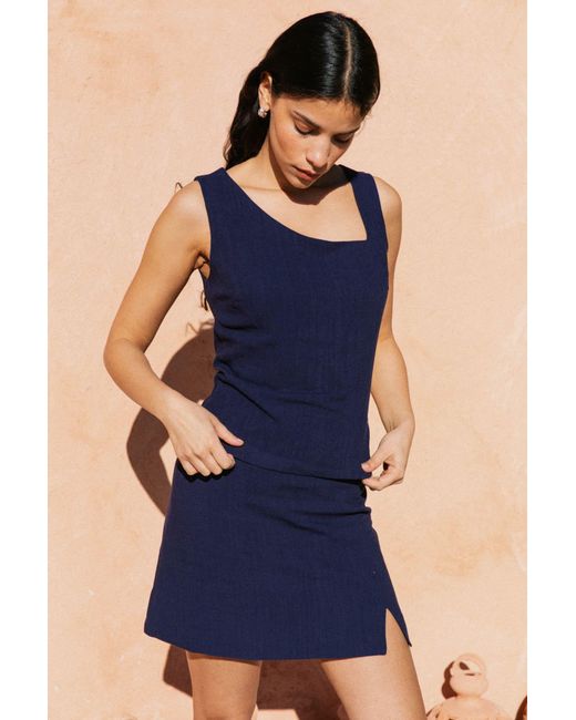 AVANI Apparel Blue Top Azalée