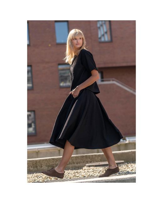 Oh!Zuza Black Echo Viscose Midi Skirt With Pockets –