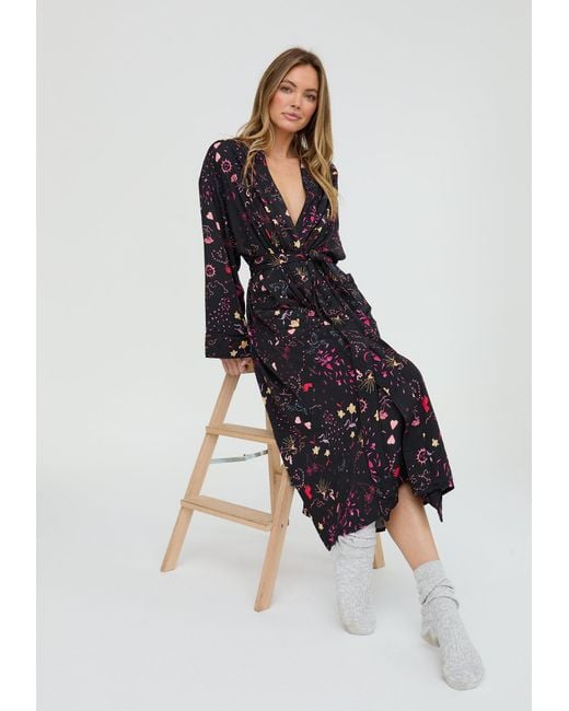 Lily and Lionel Black Corina Kimono Style Love Letter Print Robe
