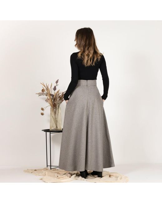 Nikka Place Gray Wool A-Line Skirt With High Waist And Pockets