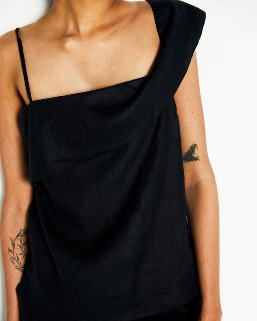 REISTOR Black The Wandering Wave Hemp Top