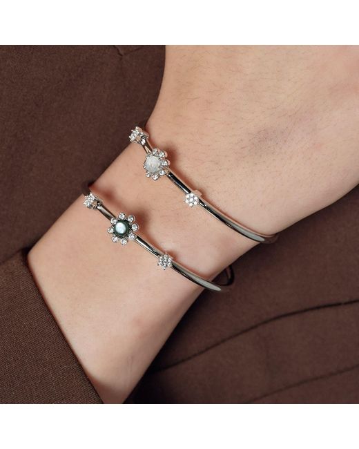 Freqnc Atelier Metallic Eight Petals Bangle